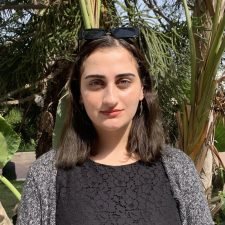 معلمة خصوصي لغة فرنسيه وانجليزية بمنزلي و اعمل بمجال الترجمة اونلاين